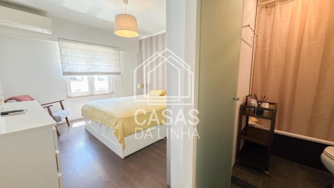 Apartamento T2 para Arrendamento em Carcavelos e Parede