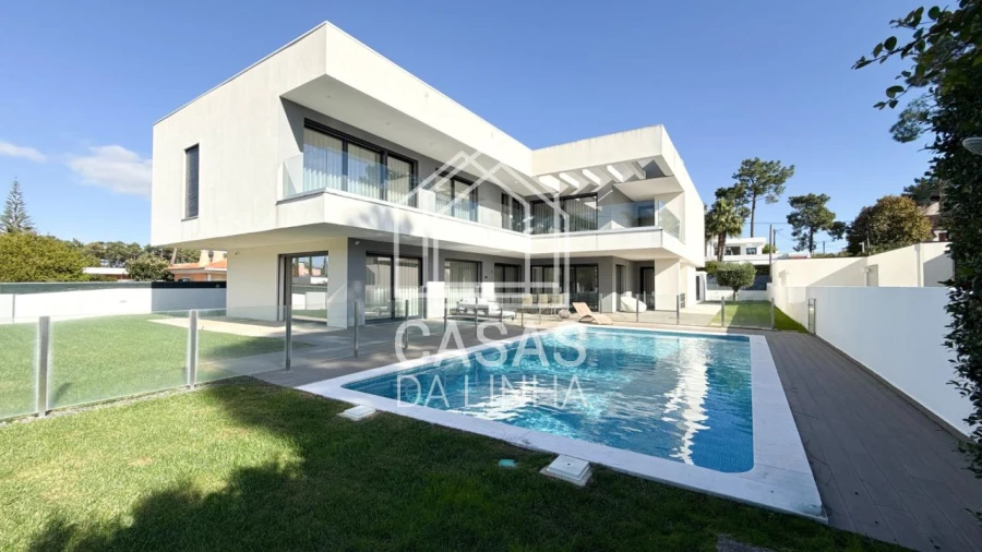 Moradia T6 para Venda em Corroios Foto 2