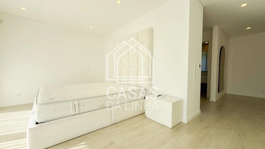 Moradia T6 para Venda em Corroios Foto 32