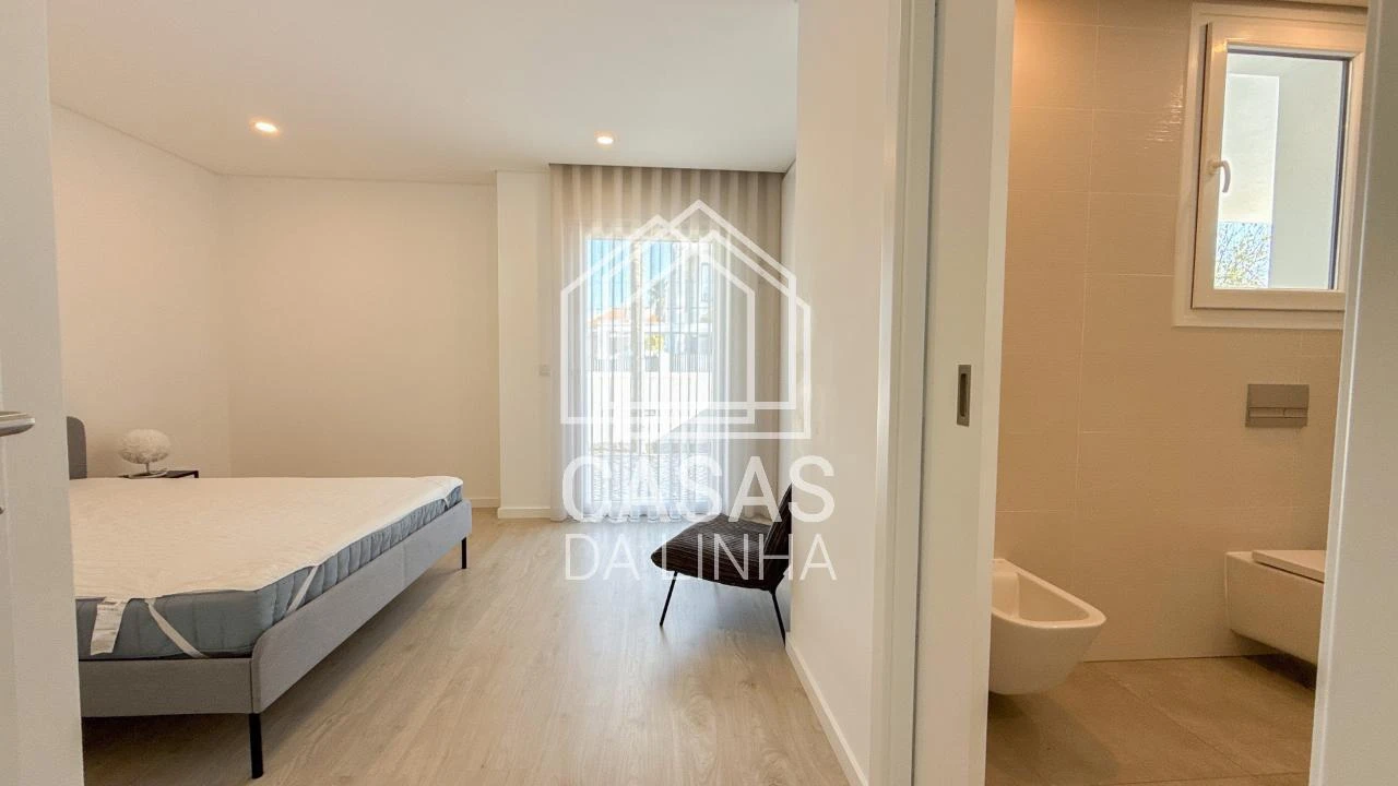 Moradia T6 para Venda em Corroios Foto 15