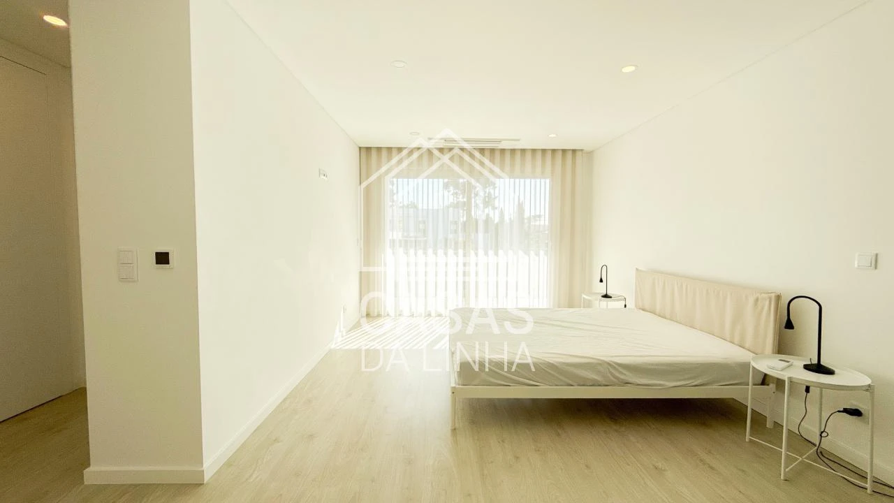 Moradia T6 para Venda em Corroios Foto 29