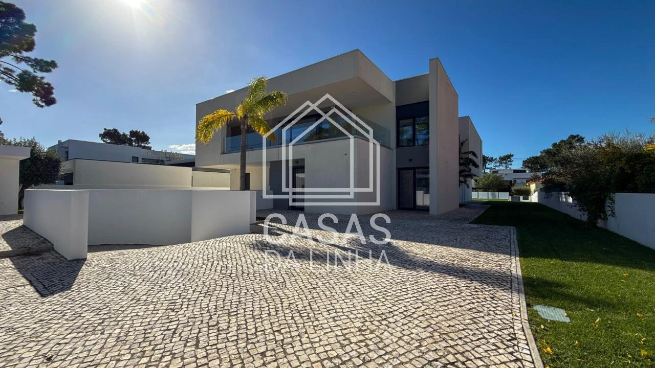 Moradia T6 para Arrendamento em Corroios Foto 36