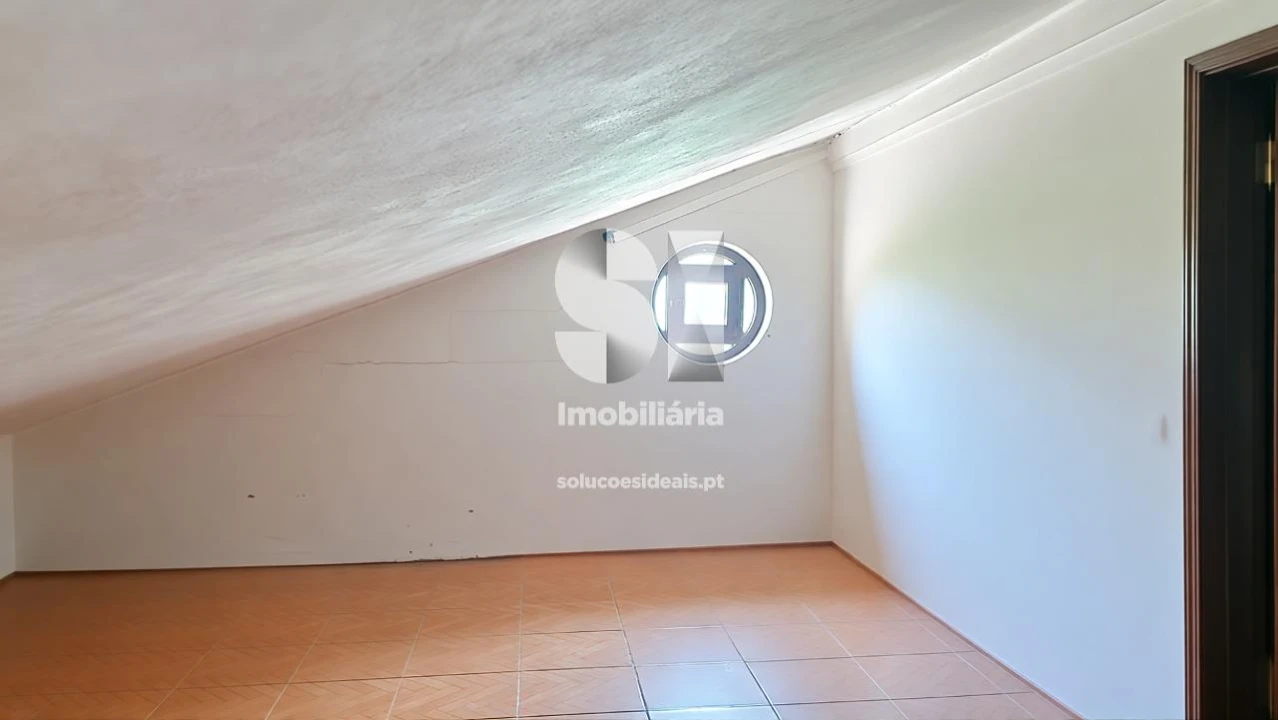 Moradia T3 para Venda em Rebordosa Foto 39