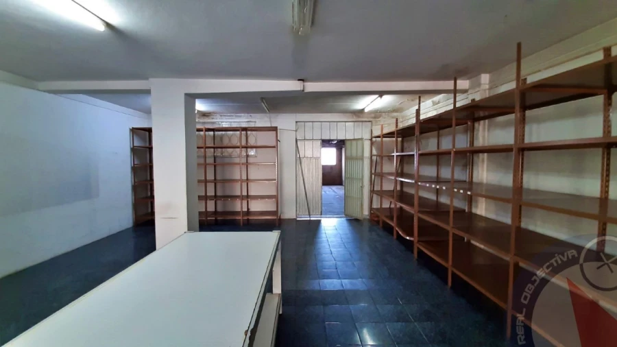 Loja para Venda em Pedrouços Foto 7