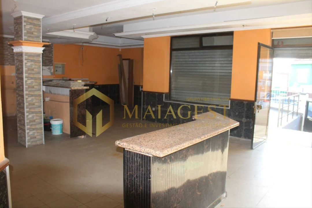 Loja para Arrendamento em Custóias, Leça do Balio e Guifões Foto 1