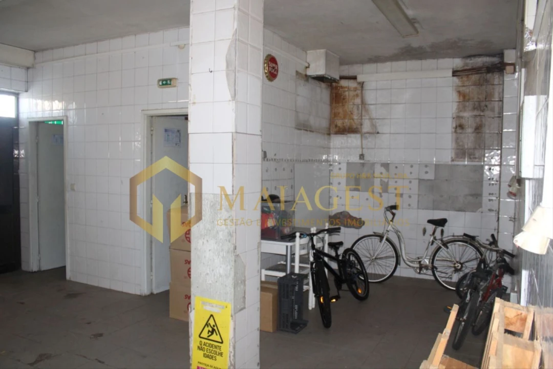 Loja para Arrendamento em Custóias, Leça do Balio e Guifões Foto 15