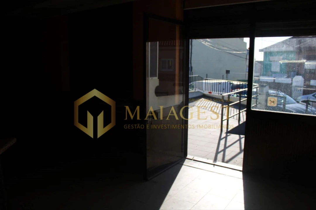 Loja para Arrendamento em Custóias, Leça do Balio e Guifões Foto 16