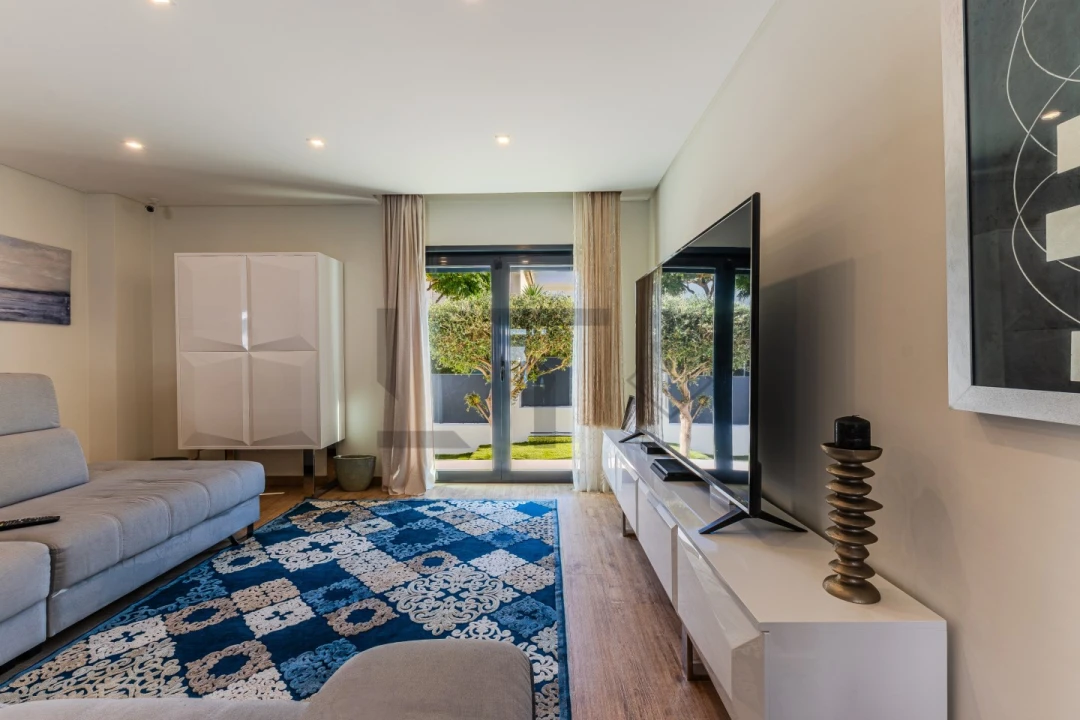 Moradia T4 para Venda em São Domingos de Rana Foto 6