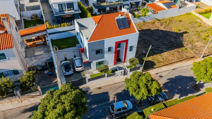 Moradia T4 para Venda em São Domingos de Rana Foto 5