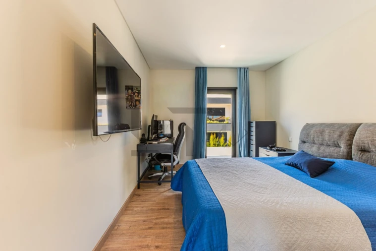 Moradia T4 para Venda em São Domingos de Rana Foto 44