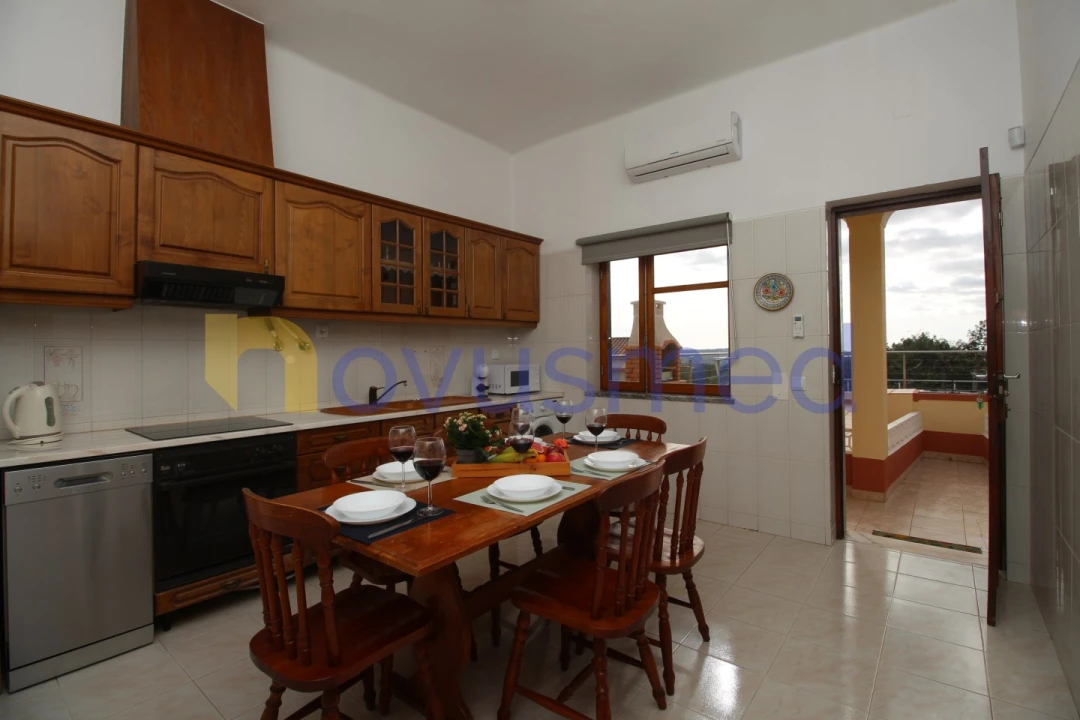 Moradia T2 para Arrendamento férias em São Bartolomeu de Messines Foto 7