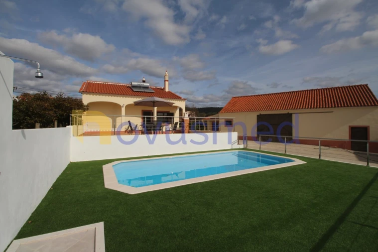 Moradia T2 para Arrendamento férias em São Bartolomeu de Messines Foto 6