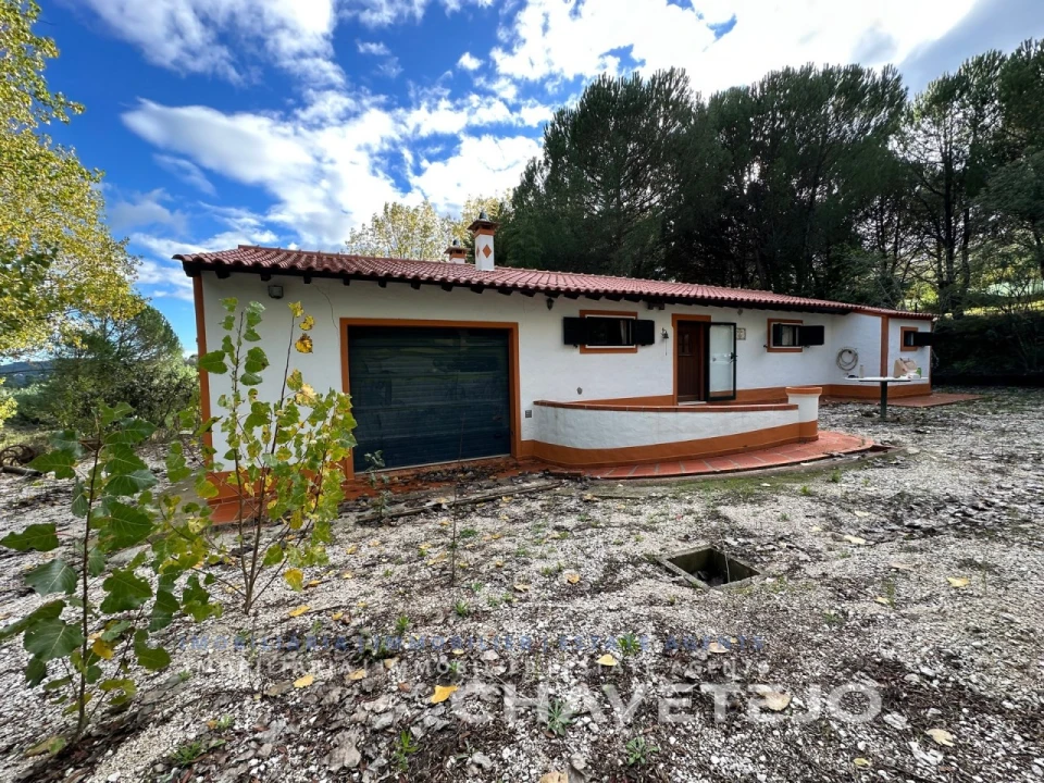 Moradia T2 para Venda em São Pedro de Tomar Foto 2