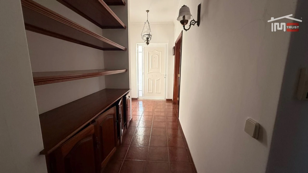 Moradia T8 para Venda em Povoa da Isenta Foto 13