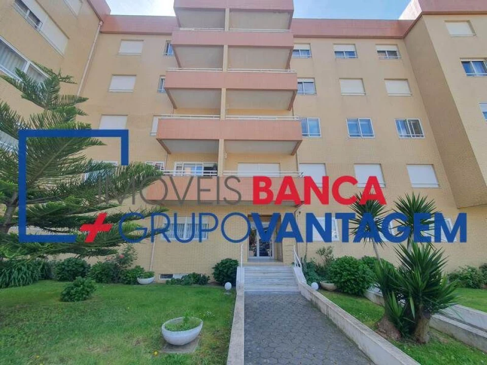 Apartamento T2 para Venda em Arcozelo Foto 1