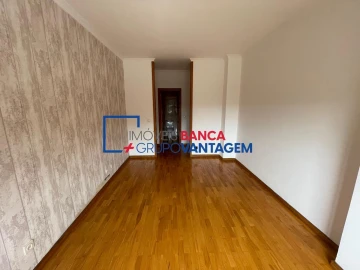 Apartamento T2 para Venda em Arcozelo