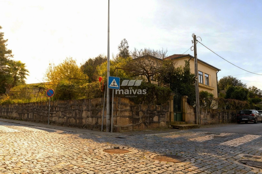 Moradia T7 para Venda em Ermesinde Foto 4