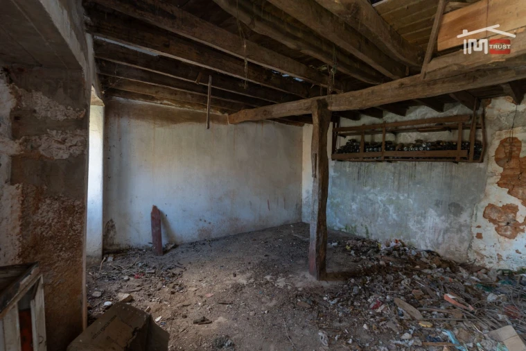 Moradia T3 para Venda em Mira de Aire Foto 2