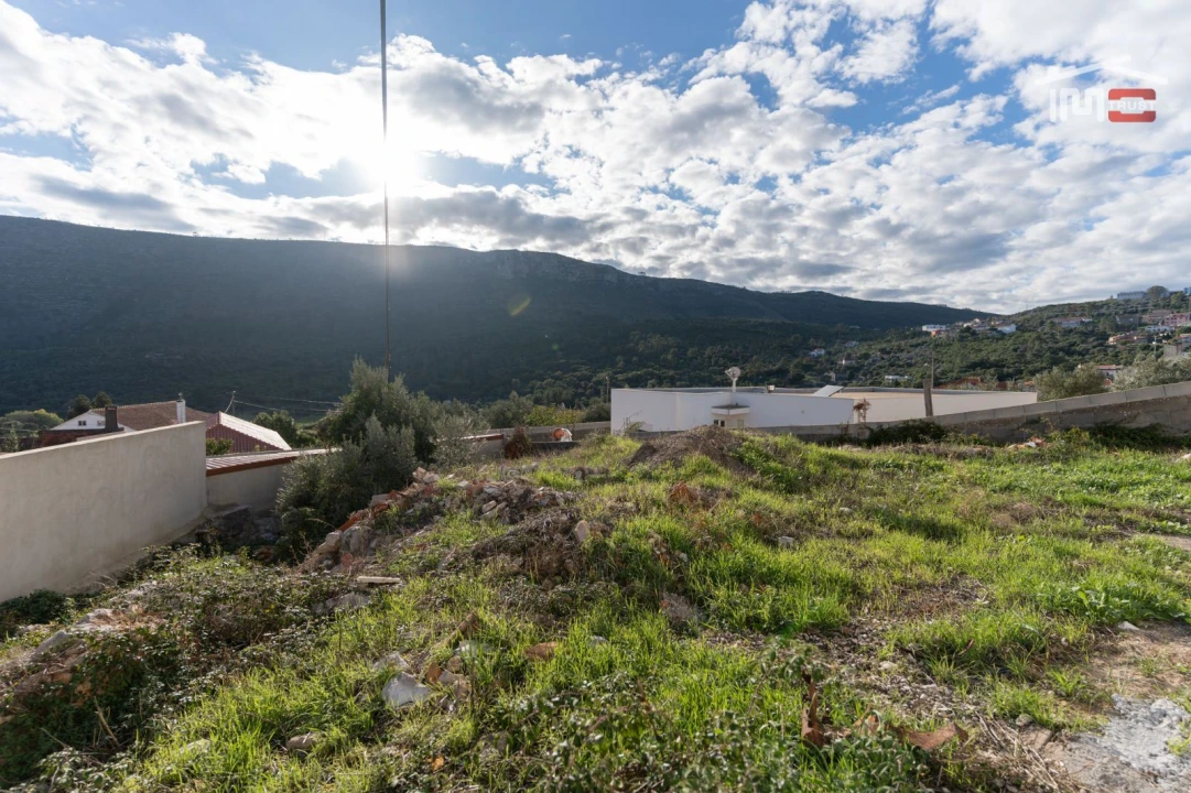Terreno P/ Prédio para Venda em Mira de Aire Foto 6