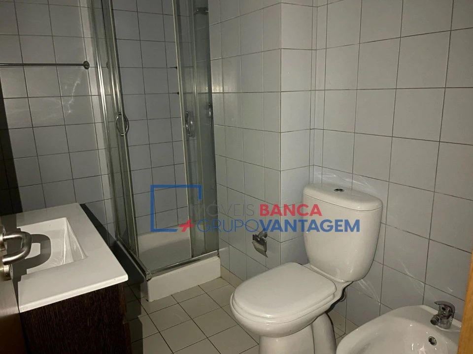 Apartamento T2 para Venda em Santa Maria da Feira, Travanca, Sanfins e Espargo Foto 12