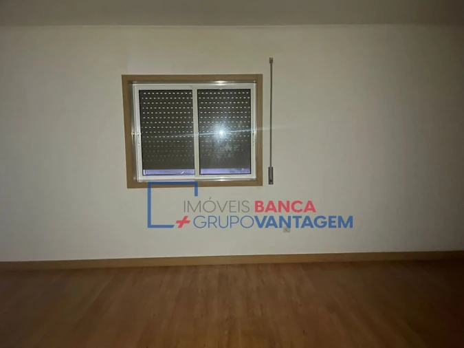 Apartamento T2 para Venda em Santa Maria da Feira, Travanca, Sanfins e Espargo Foto 4