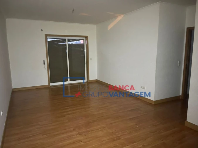 Apartamento T2 para Venda em Santa Maria da Feira, Travanca, Sanfins e Espargo Foto 5