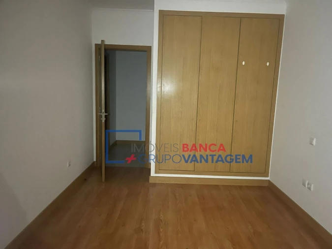 Apartamento T2 para Venda em Santa Maria da Feira, Travanca, Sanfins e Espargo Foto 8