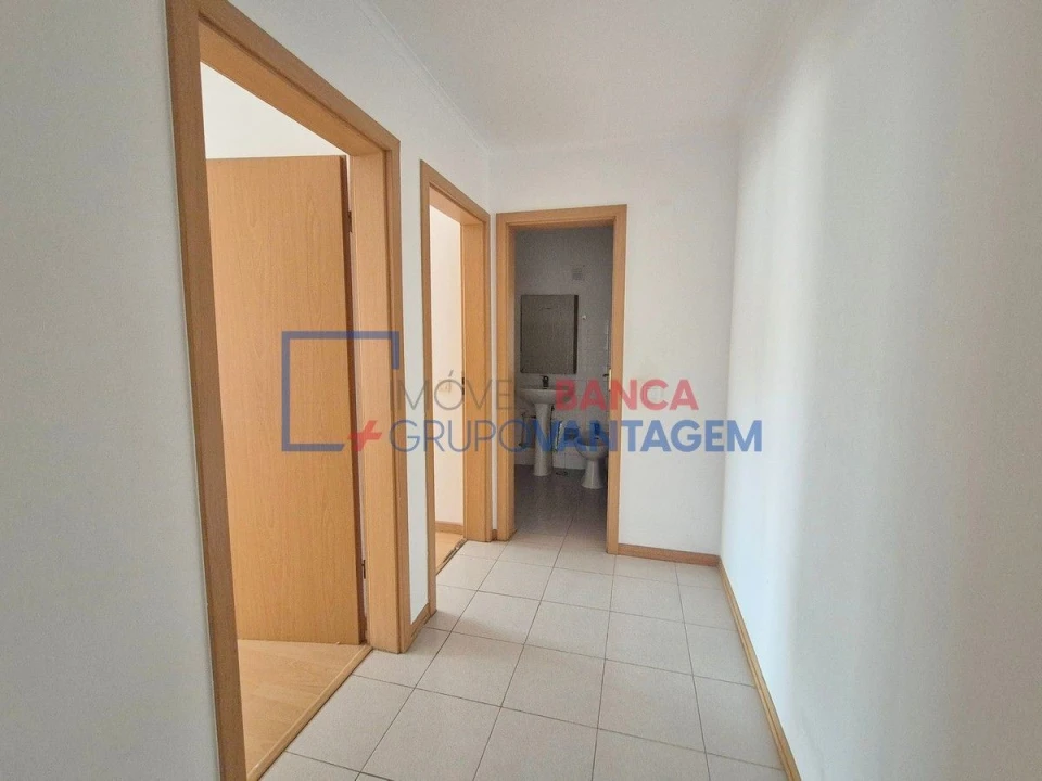 Apartamento T2 para Venda em Mina de Água Foto 3