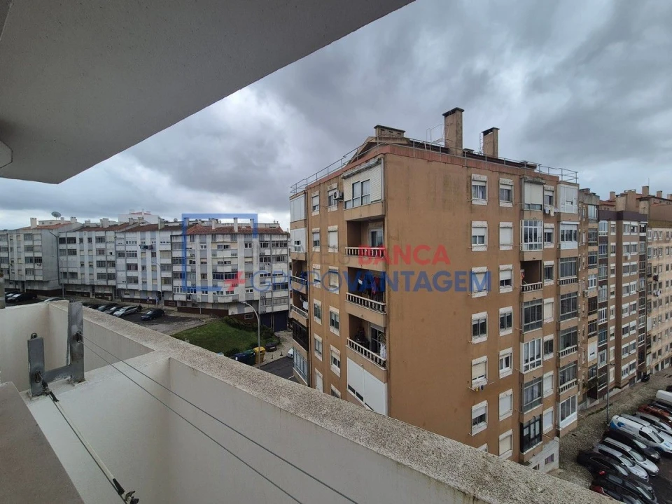 Apartamento T2 para Venda em Mina de Água Foto 9