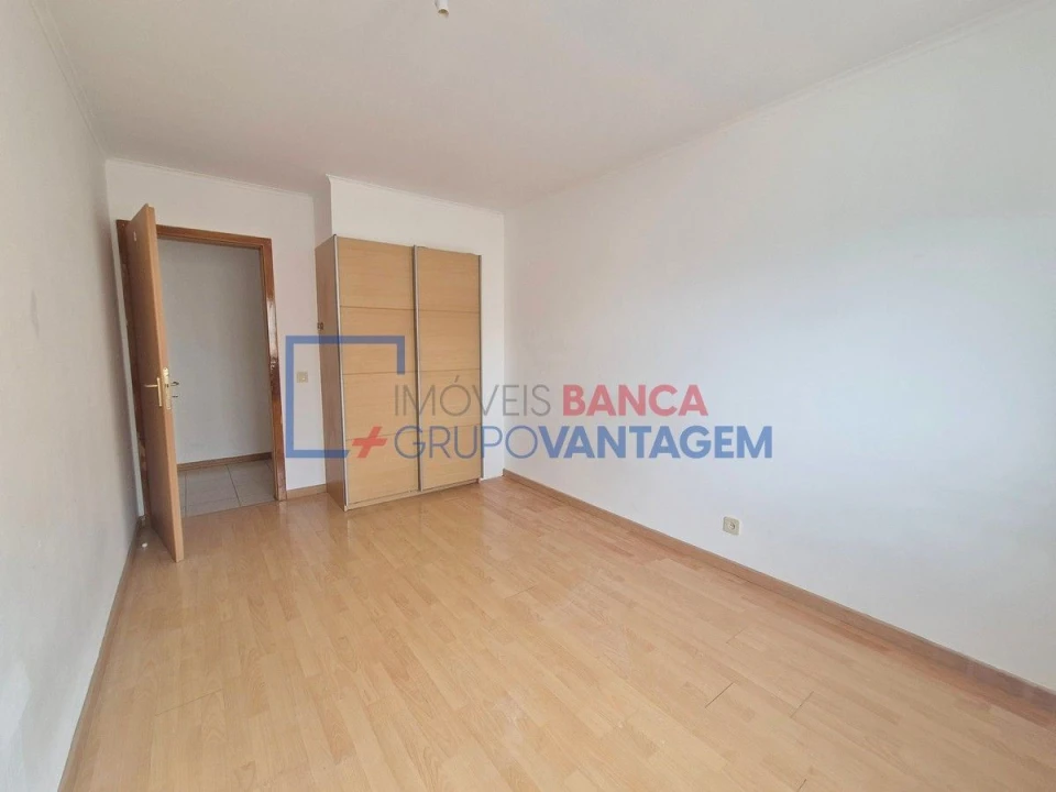 Apartamento T2 para Venda em Mina de Água Foto 15