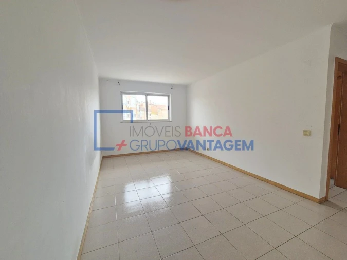 Apartamento T2 para Venda em Mina de Água Foto 7