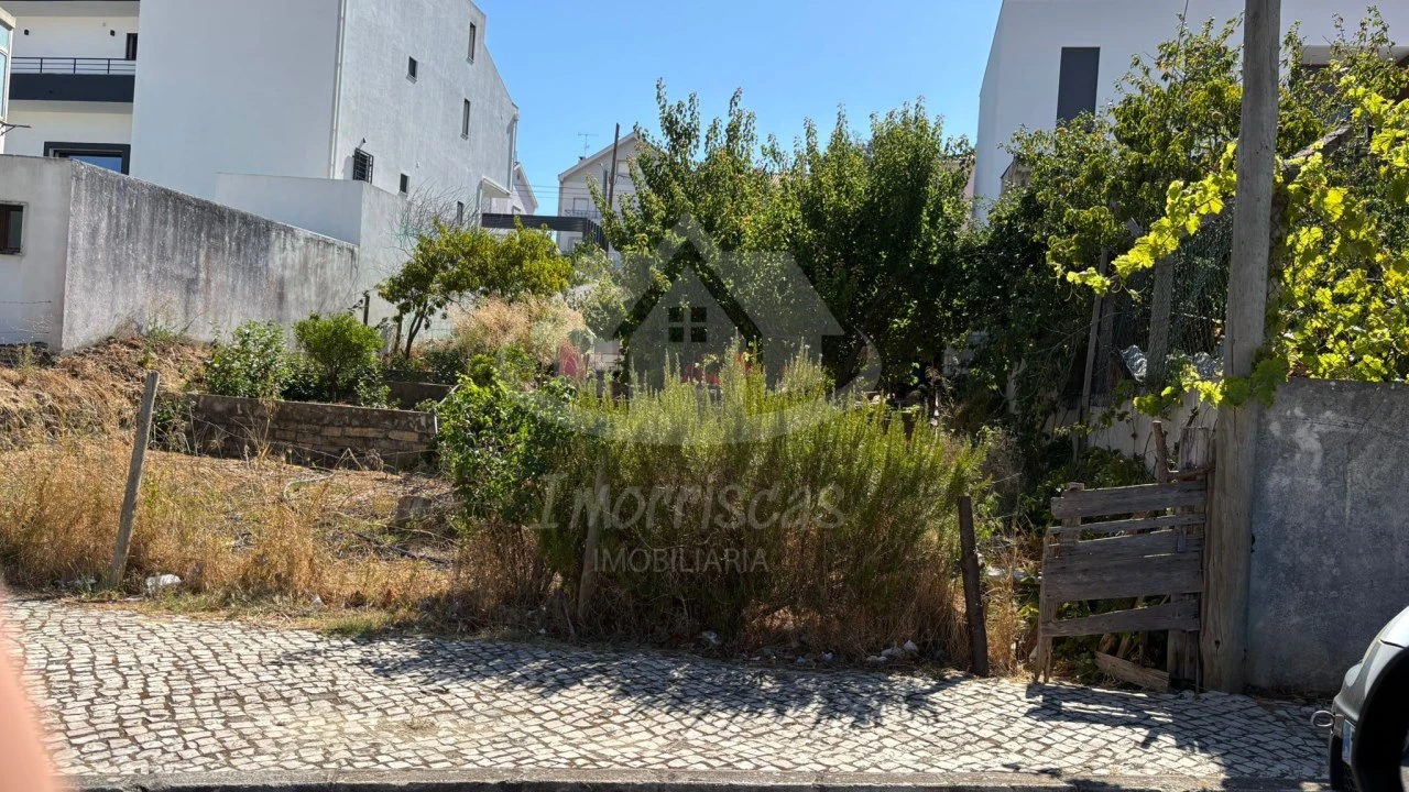 Terreno para Venda em Santa Iria de Azoia, São João da Talha e Bobadela Foto 3