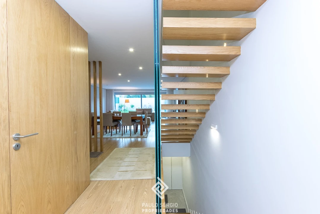 Moradia T3 para Venda em Santa Marinha e São Pedro da Afurada Foto 17