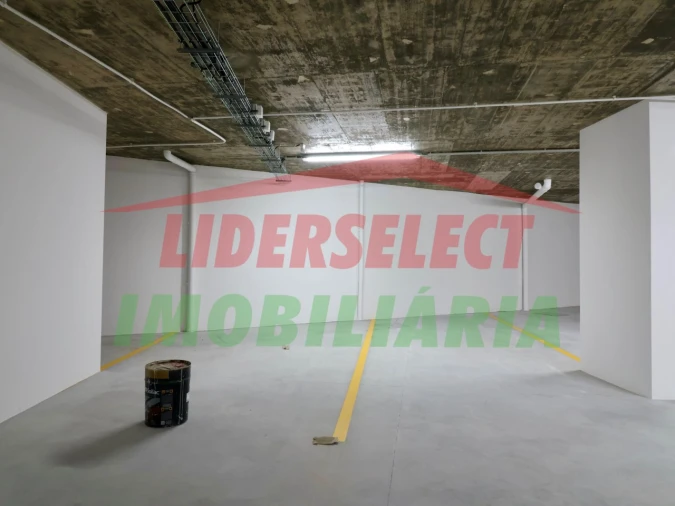 Apartamento T2 para Venda em Santa Maria, São Pedro e Matacães Foto 30