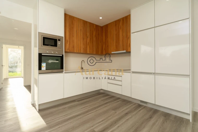 Moradia T2 para Venda em Nossa Senhora da Piedade Foto 3