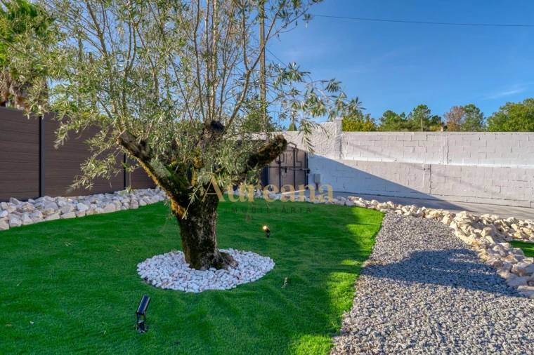 Moradia T2 para Venda em Nossa Senhora da Piedade Foto 33