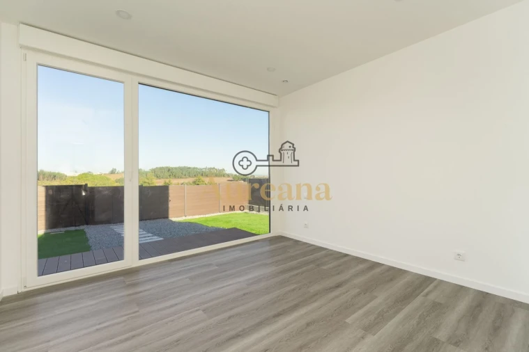 Moradia T2 para Venda em Nossa Senhora da Piedade Foto 20