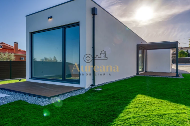 Moradia T2 para Venda em Nossa Senhora da Piedade Foto 27