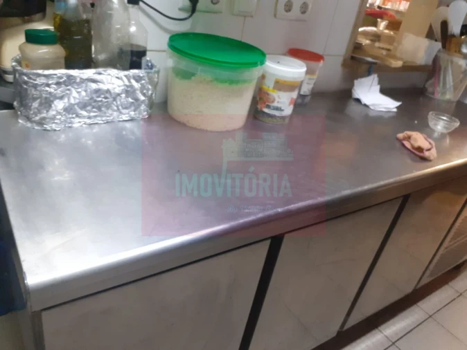 Loja para Arrendamento em Amora Foto 9