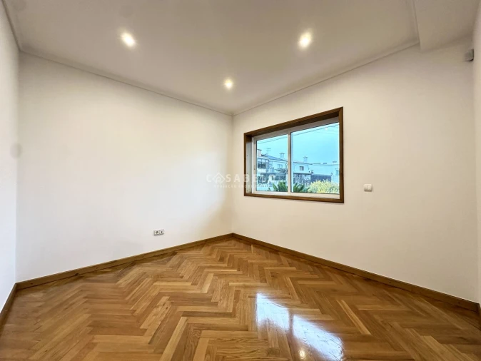 Moradia T5 para Venda em Cidade da Maia Foto 19