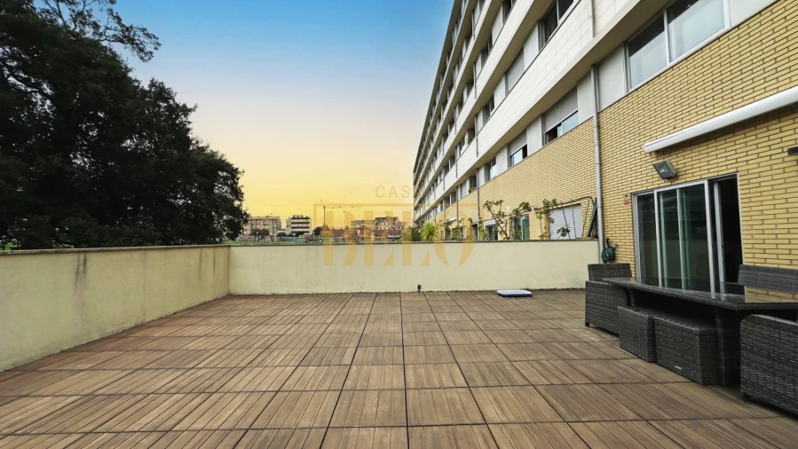 Apartamento T3 para Venda em Pedrouços Foto 7