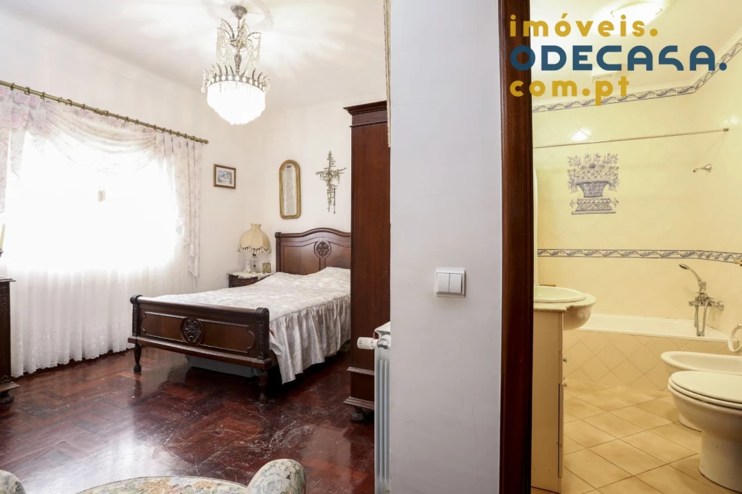 Moradia T6 para Venda em Gambia-Pontes-Alto da Guerra Foto 25