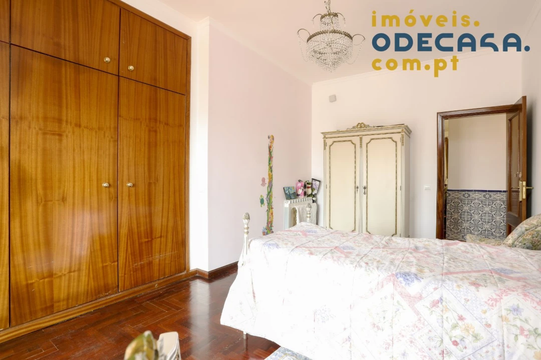 Moradia T6 para Venda em Gambia-Pontes-Alto da Guerra Foto 18