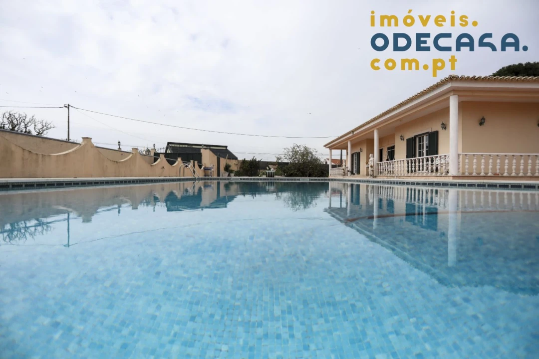 Moradia T6 para Venda em Gambia-Pontes-Alto da Guerra Foto 1