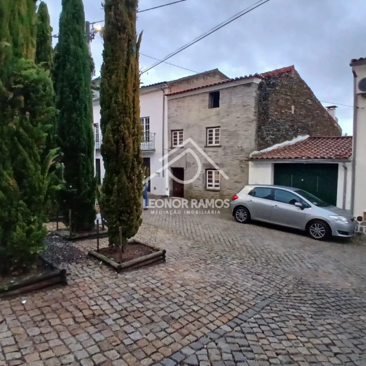 Moradia T3 para Venda em Rosmaninhal Foto 1