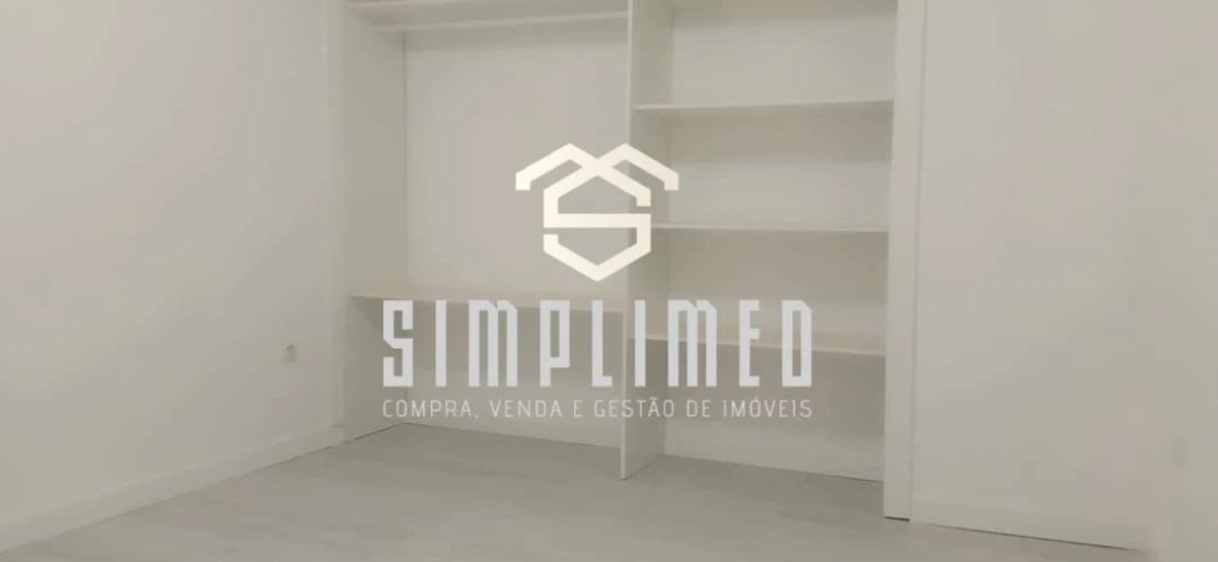 Loja para Venda em Laranjeiro e Feijó Foto 7