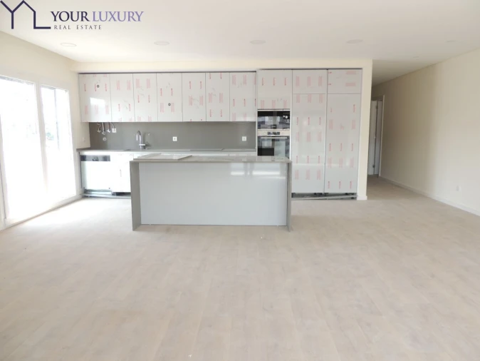 Apartamento T4 para Venda em Odivelas Foto 7