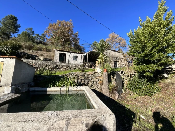 Quinta T4 para Venda em Mondrões Foto 6