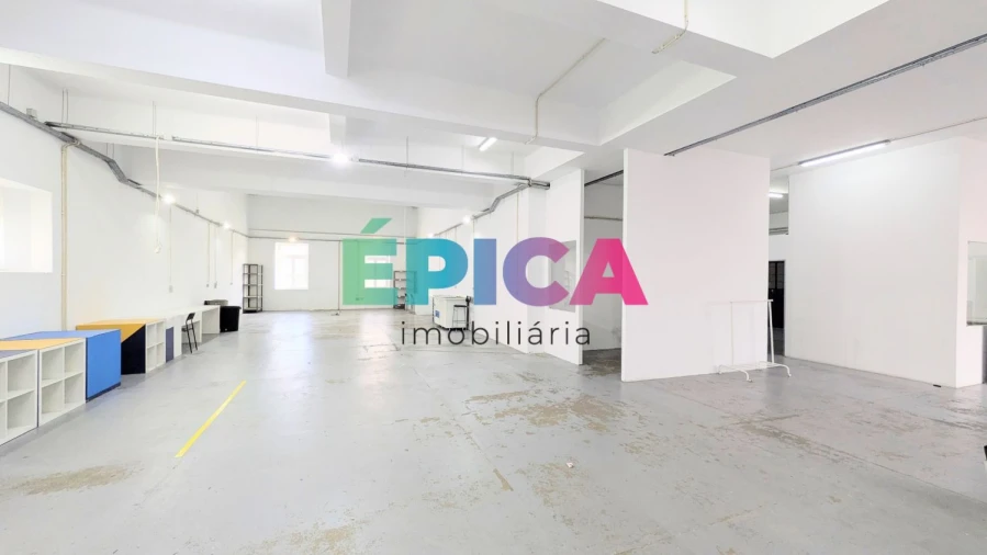 Loja para Arrendamento em Marvila Foto 7