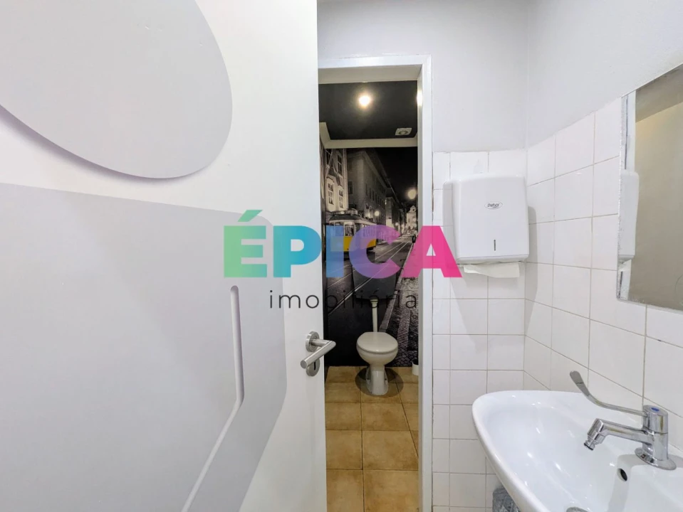 Loja para Arrendamento em Marvila Foto 38